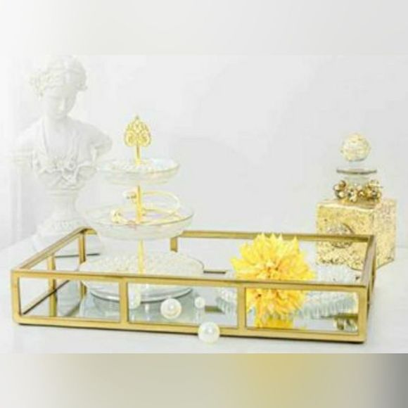 Gold Ciaphus Tray - Set of 3 - Picture 6 of 8